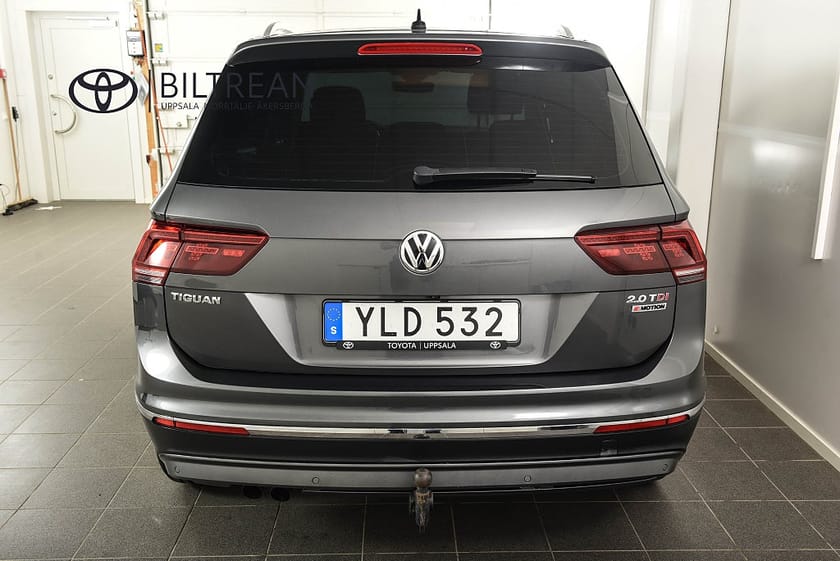 Bild 4 av Volkswagen Tiguan 2,0 TDI DSG 4M Executive Panorama Drag Värmare Cockpit