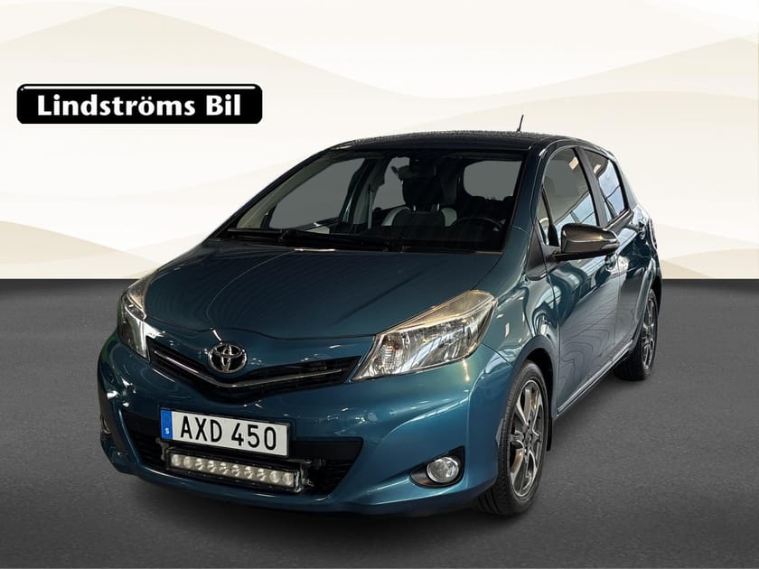 Bild 1 av Toyota Yaris 1.33 Trend LED Sommar/Vinterhjul