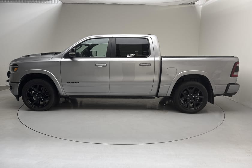 Bild 2 av RAM 1500 Crew Cab 5.7 (395hk) Laramie Sport Night Edition