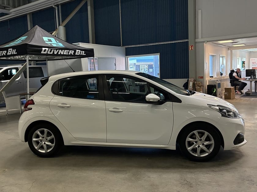 Bild 3 av Peugeot 208 Peugeot 1.2L