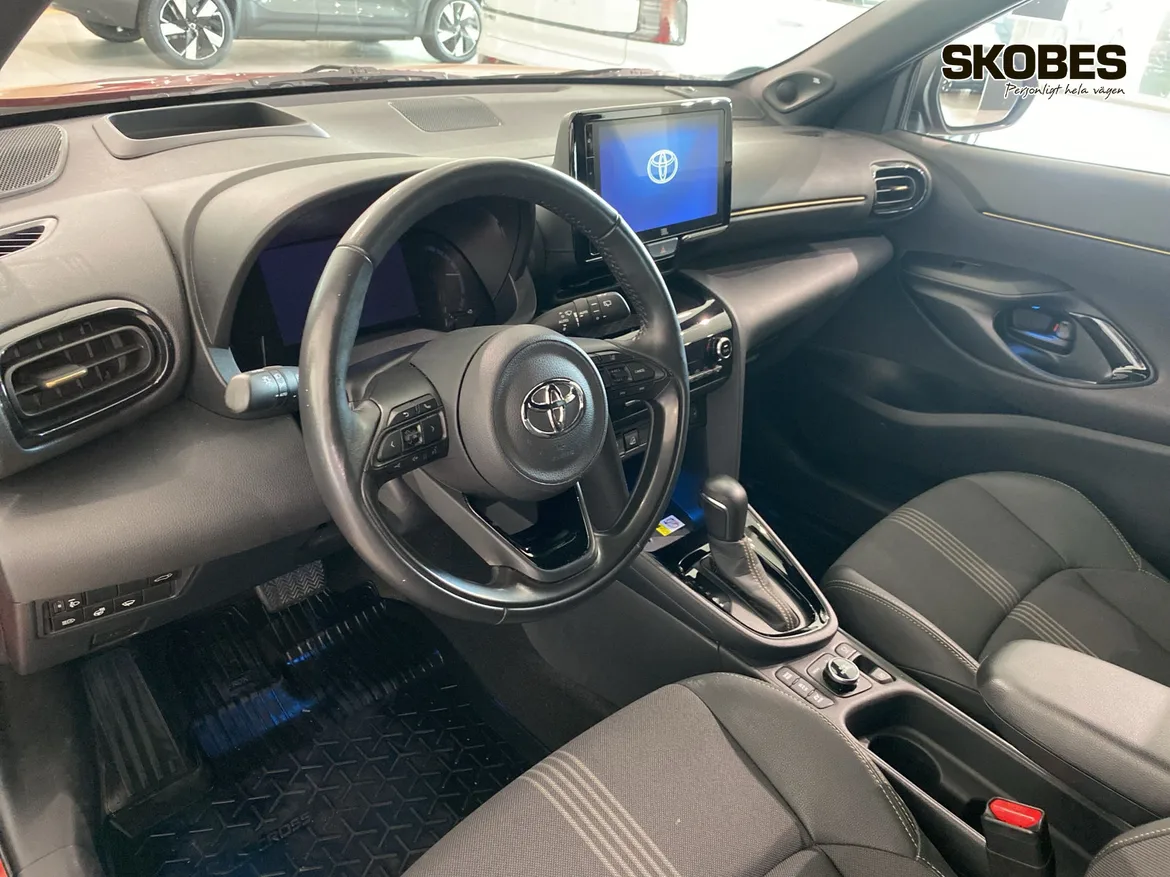 Toyota Yaris Cross Hybrid AWD-i