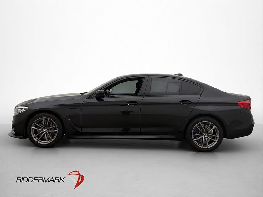 Bild 4 av BMW 530e iPerformance Sedan 252hk M Sport Kamera Hifi Ambient Navi