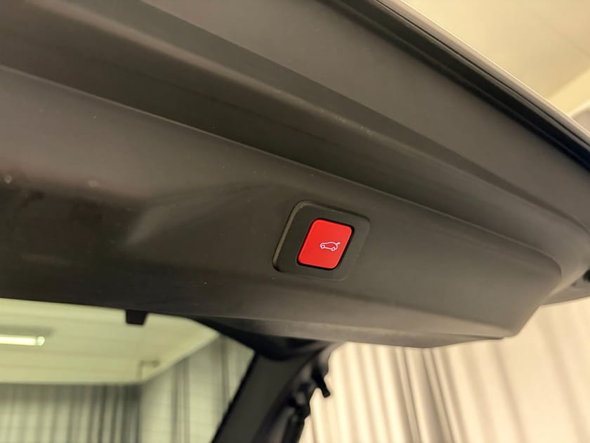 Bild 5 av Peugeot 3008 Hybrid 145 GT AUT Inkl. Vinterhjul