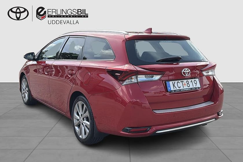 Bild 2 av Toyota Auris Touring Sports 1.2 TS AUTOMAT EXECUTIVE PANORAMA / V-HJUL