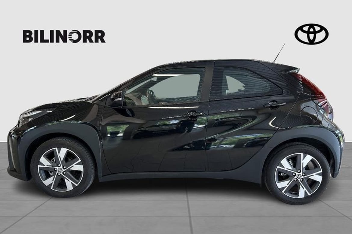 3 / 11