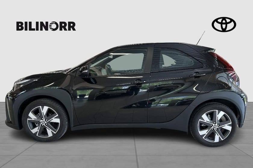 Bild 3 av Toyota Aygo X Hybrid X-play Comfort Pack