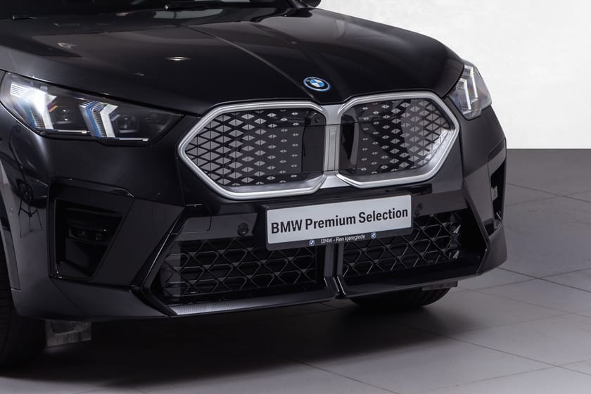 Bilde 2 av BMW iX2 xDrive30 FullyCharge-Krok-Adaptiv Cruise-Harman/Kardon