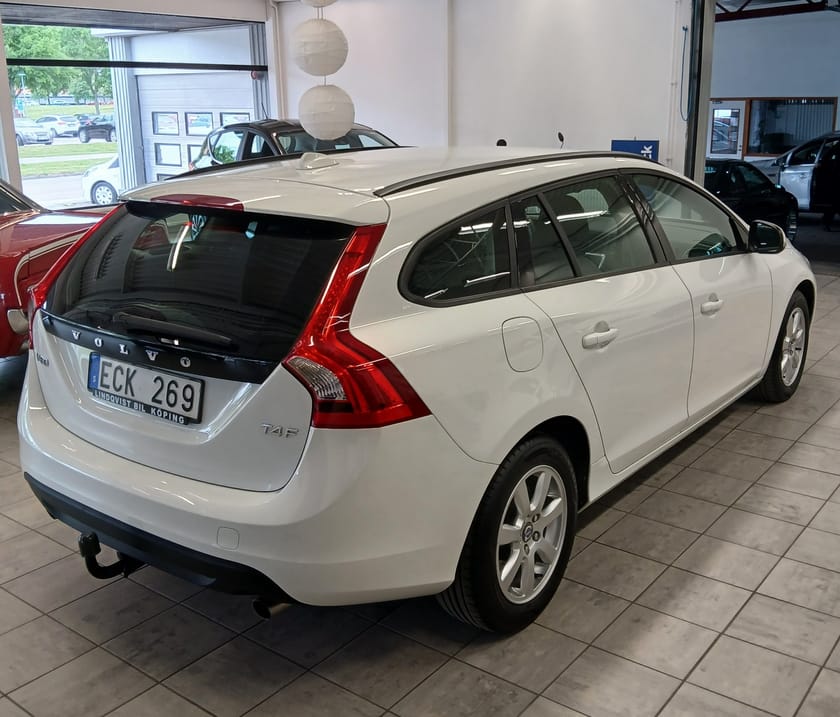 Bild 5 av Volvo V60 T4 F 11.068mil Dra 1400kg B-kort