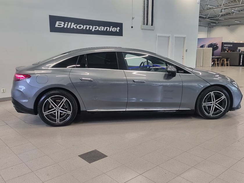 Bild 3 av Mercedes-Benz EQE 350 4MATIC AMG Line Euro 6