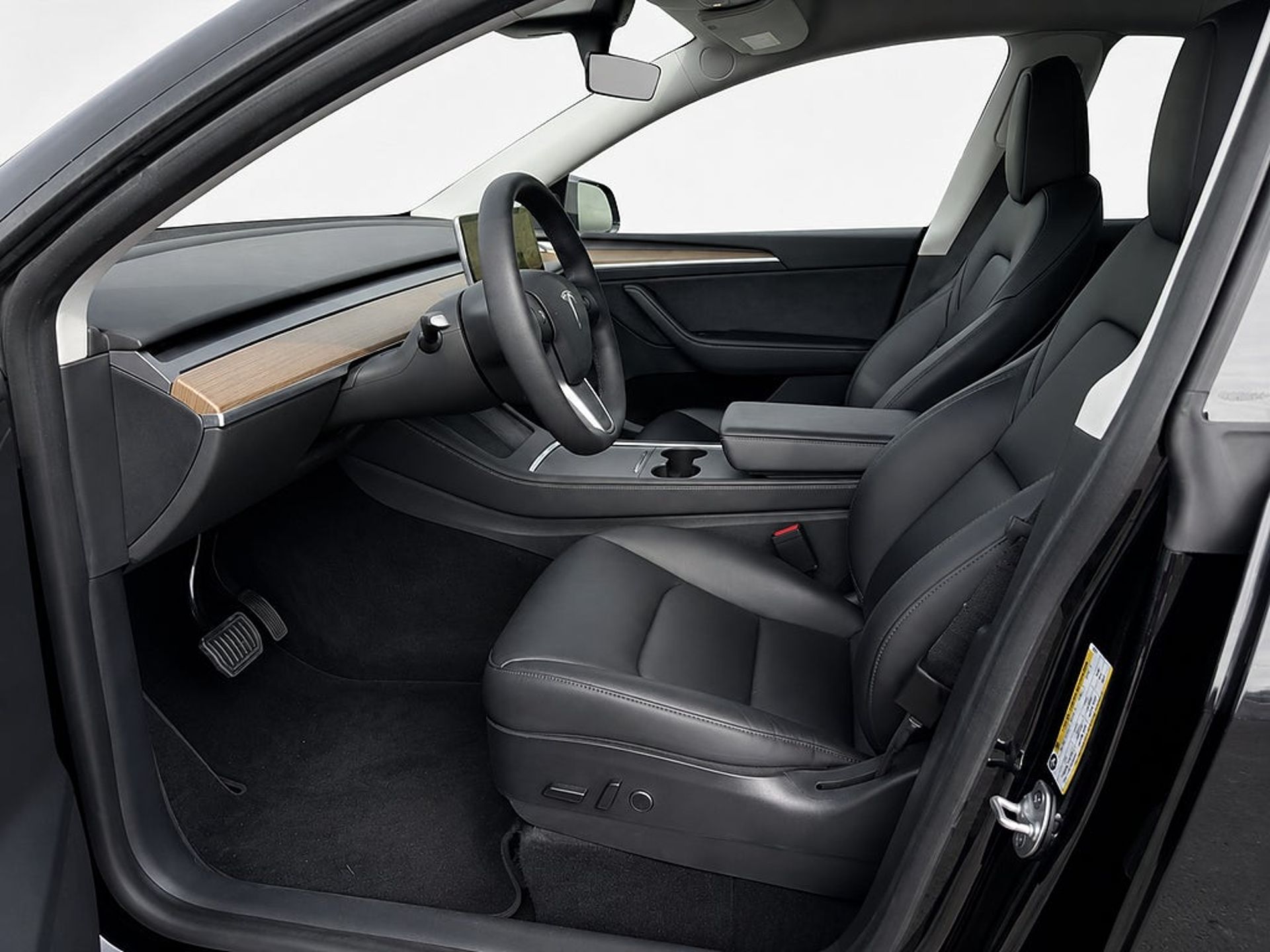 Tesla Model Y 2022, kuva 7/11