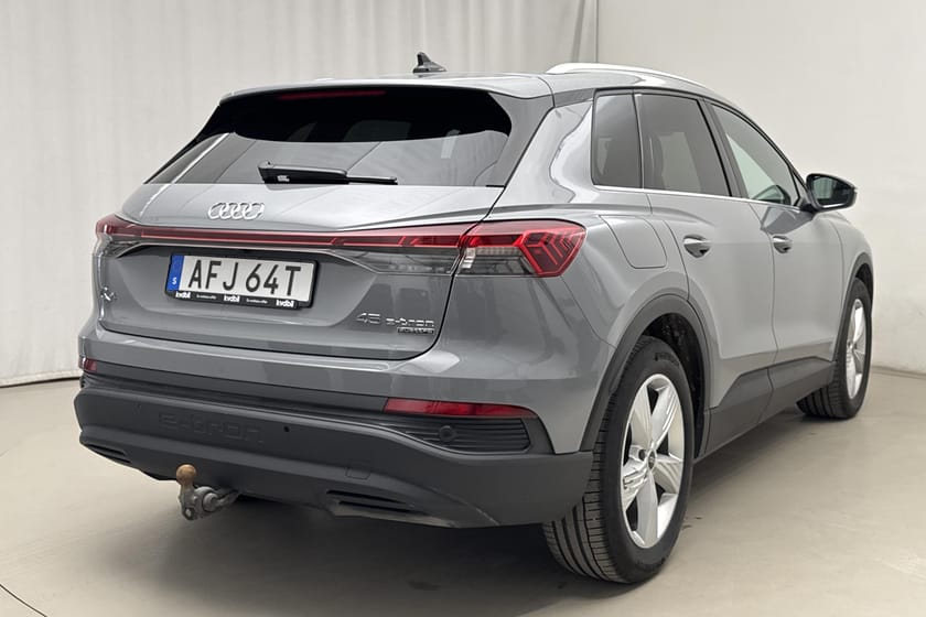 Bild 3 av Audi Q4 45 e-tron quattro 82kWh (286hk) GPS Backkamera