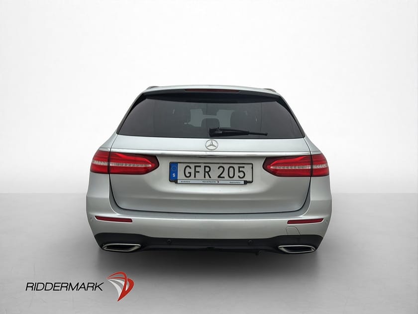 Bild 5 av Mercedes-Benz E 220 T d AMG Wide Pano Burmester 360° D-Värm