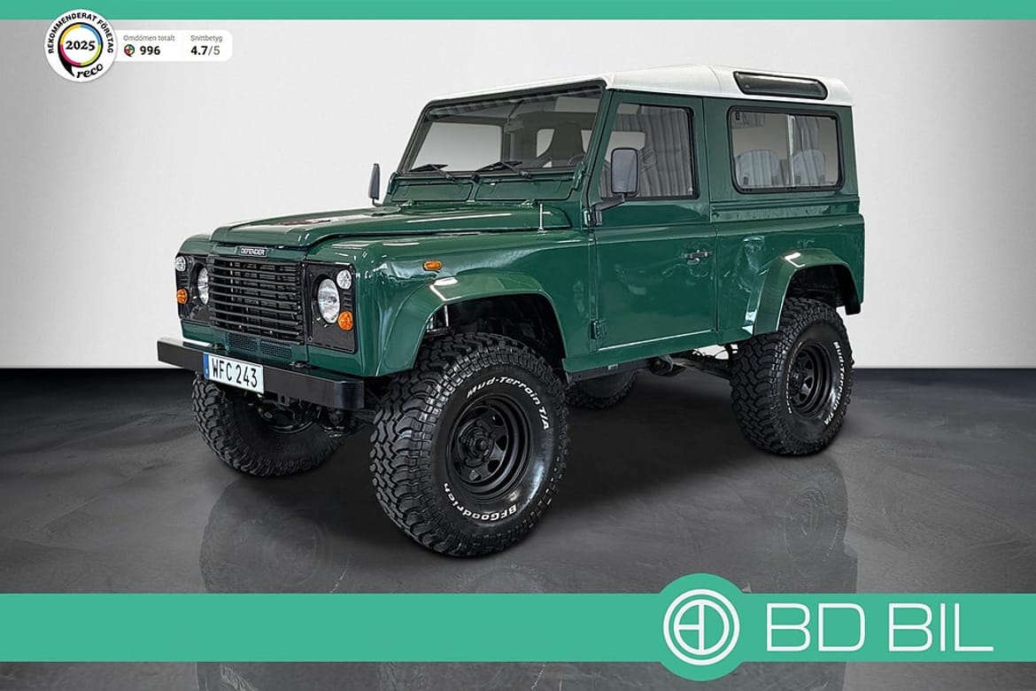 Land Rover Defender 2003