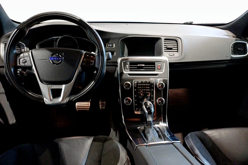 Bild 4 av Volvo S60 D4 AWD Classic R-Design