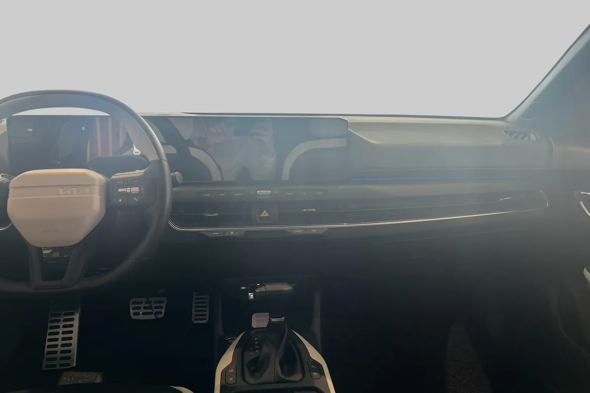 picture of a car