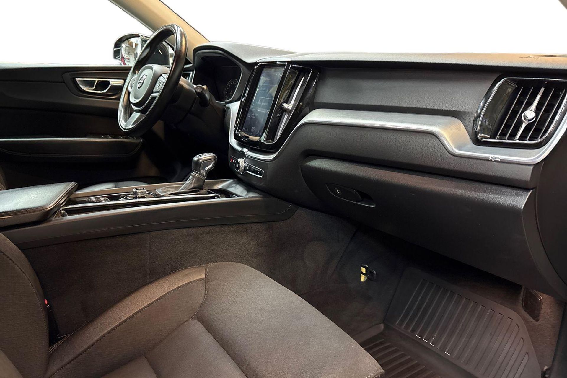 Volvo XC60 2018, bild 7/10