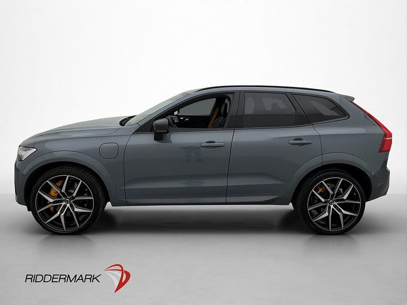 Bild 2 av Volvo XC60 T8 AWD Polestar Engineered B&W Pano Drag 405hk