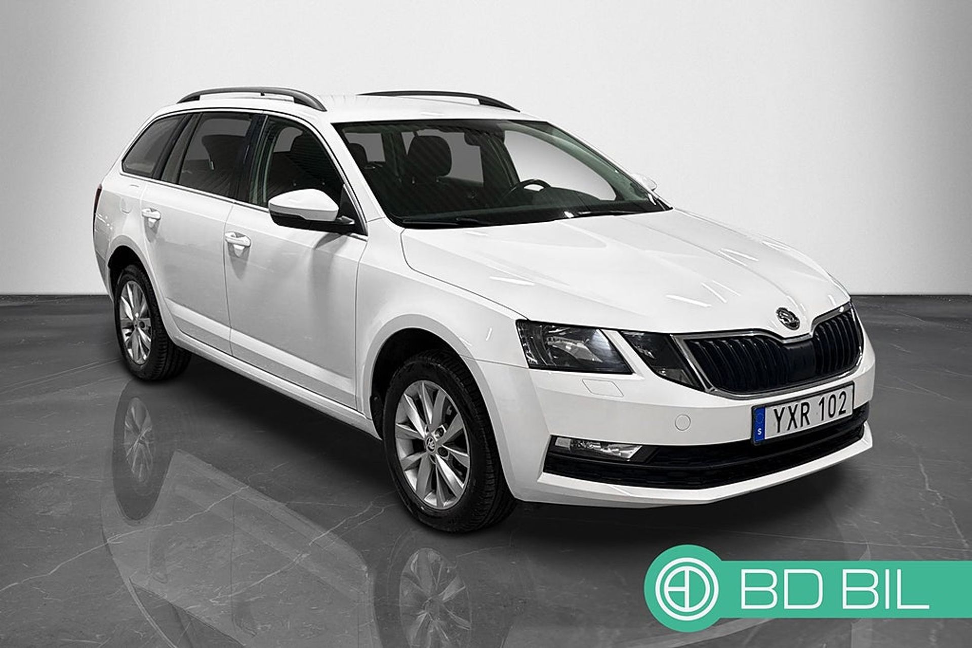 Skoda Octavia Kombi 2.0 TDI SCR 4x4 2019, bild 4/37