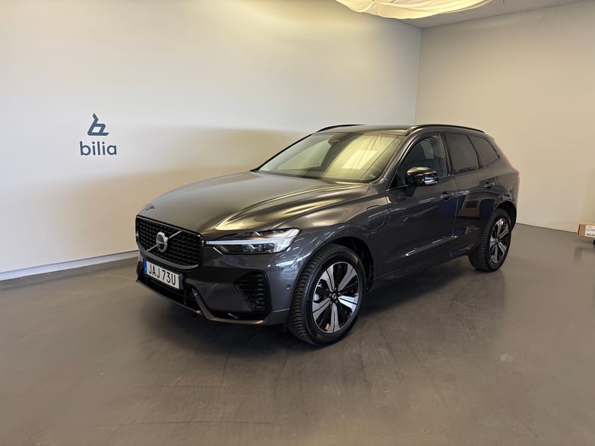Bild 1 av Volvo XC60 Recharge T6 Plus Dark / Dragkrok /  360 Kamera / Panoramatak / 10.000kr tillbehör /