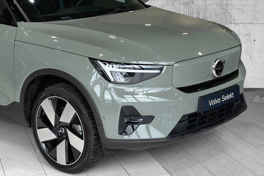 Bilde 4 av Volvo XC40 Recharge Twin Ultimate KROK|PANO|20"|360|H&K|TONEDE