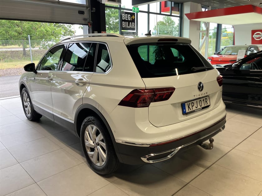 Bild 3 av Volkswagen Tiguan 4M 200hk Elegance Drag Värmare Kamera