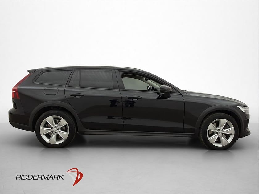 Bild 5 av Volvo V60 Cross Country D4 AWD 190hk Värm Navi CarPlay Drag