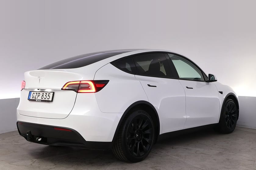 Bild 5 av Tesla Model Y Standard Range RWD Autopilot 20" Panorama Drag