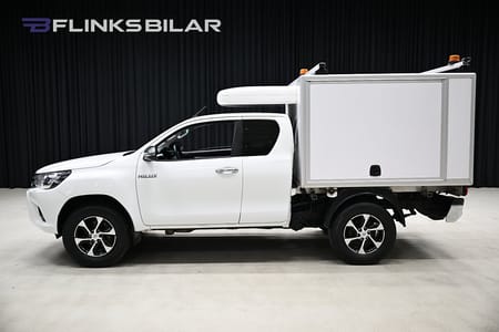 Toyota Hilux Extra Cab 2.4 AWD 150HK Servicebil|Inredd|Kåpa|Clayton|Moms|SeUtr