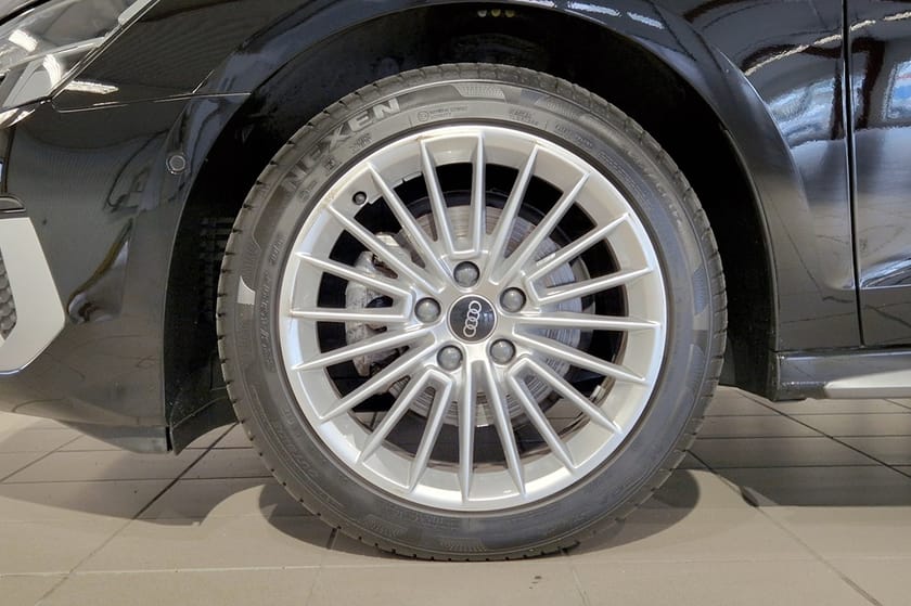 Bild 3 av Audi A3 Sportback 35 TFSI Proline Advanced | B&O | Backkamera