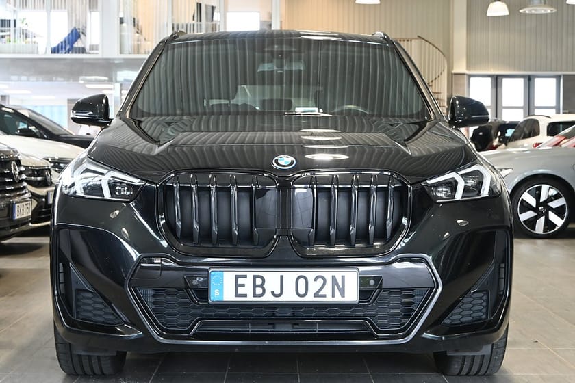 Bild 5 av BMW X1 xDrive30e M Sport Pano Drag Navi H/K 20tum Leasebar