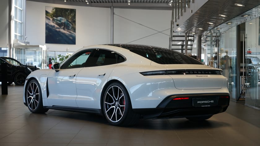 Bild 3 av Porsche Taycan 4S 