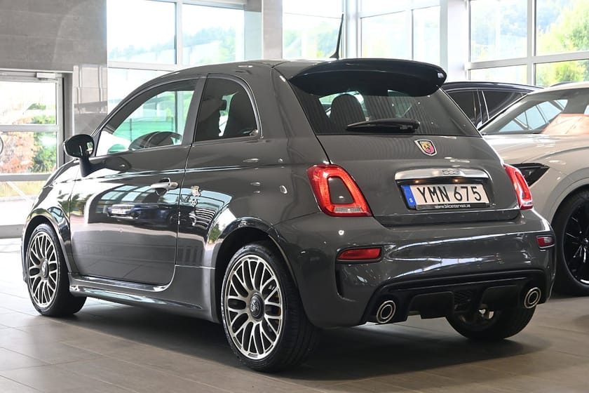 Bild 3 av Abarth 595 1.4 T-JET 16V Turbo 145hk