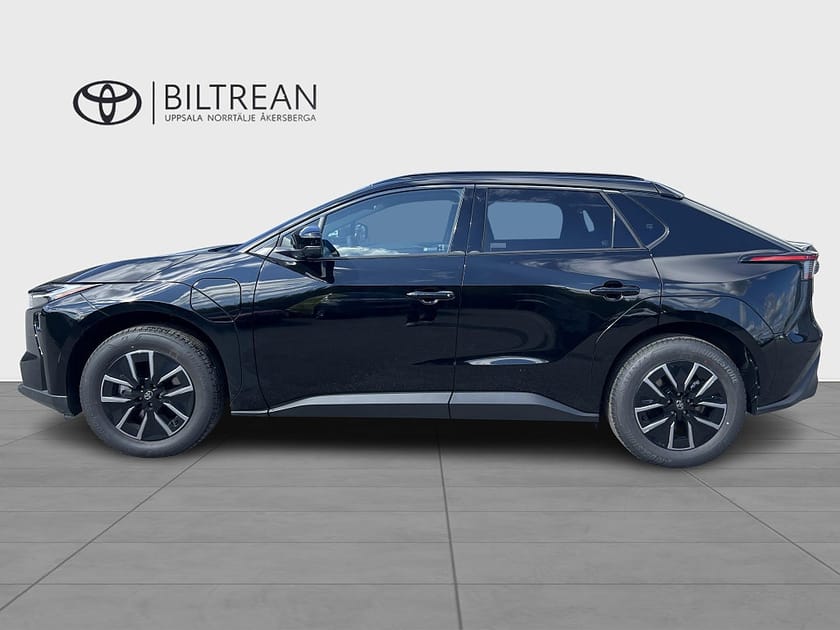 Bild 3 av Toyota bZ4X 73.1 kWh FWD Active Tech Vinterhjul ingår