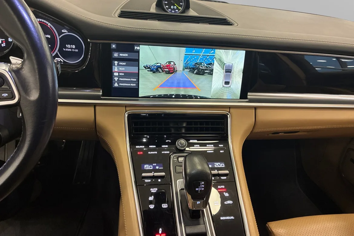 Porsche Panamera 4 E-Hybrid