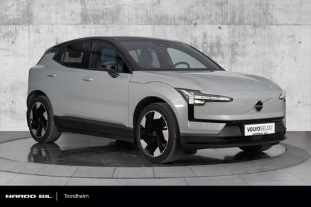 Volvo EX30 Twin Motor Performance 428 hk Plus. Adaptiv Cruise/Varmepumpe/Harman Kardon