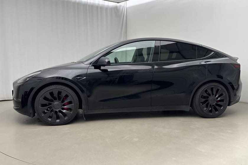 Bild 2 av Tesla Model Y Performance