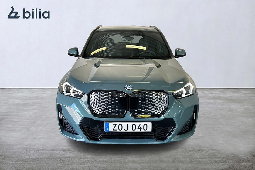 Bild 2 av BMW iX1 xDrive30 M Sport | Drag | Keyless | H/K |