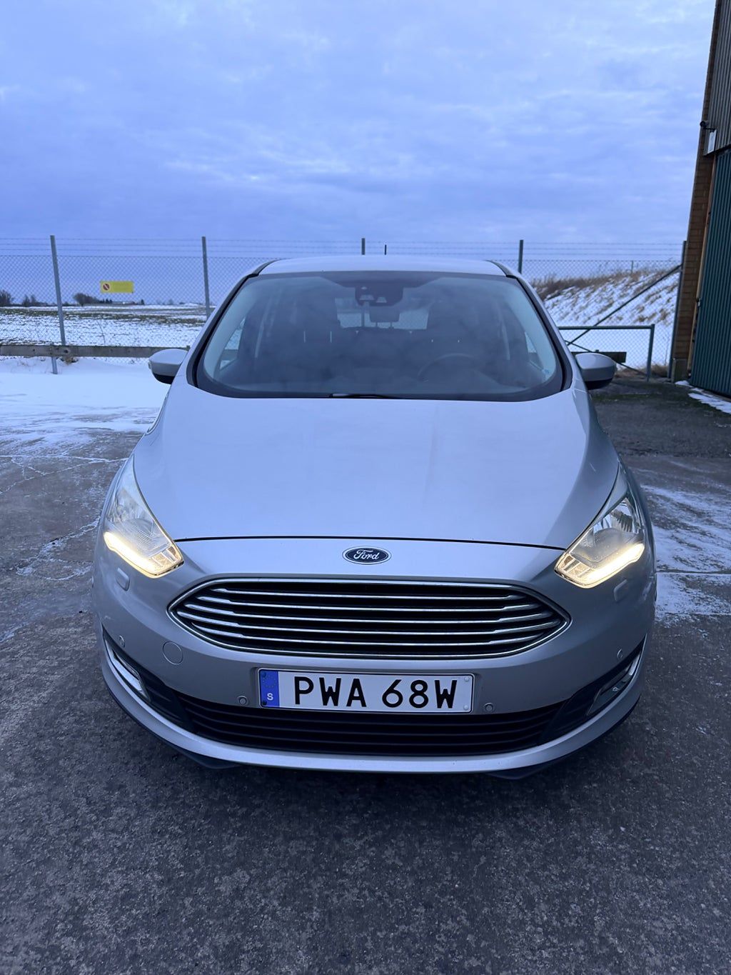 Ford C-Max 120 л.с.