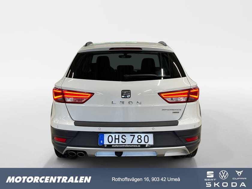 Bild 4 av SEAT Leon X-Perience 1.6TDI 4Drive 110HK/Drag/Backkamera/Car