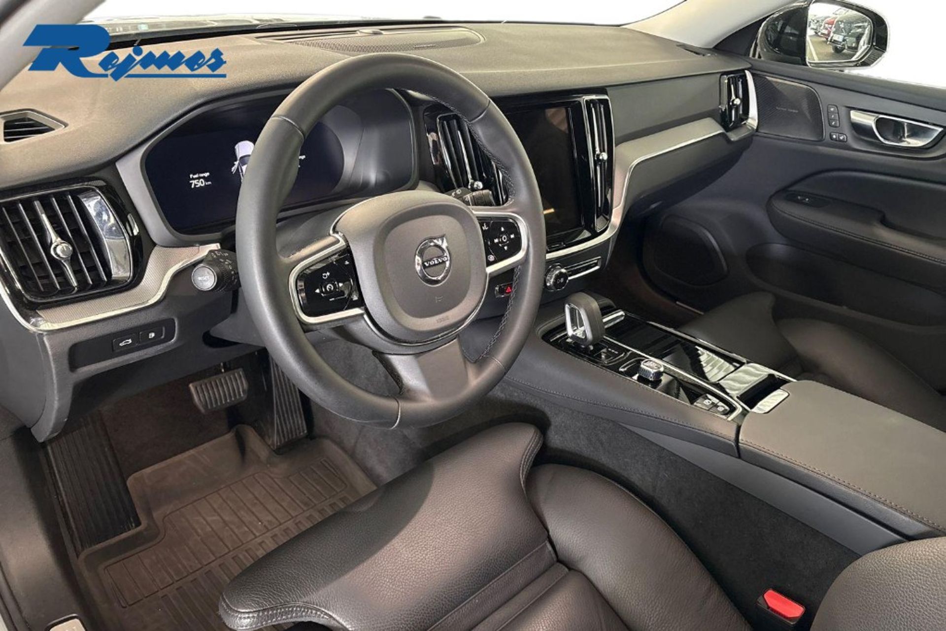 Volvo V60 T6 Plus Dark Nordic Edition 2025, bild 6/10
