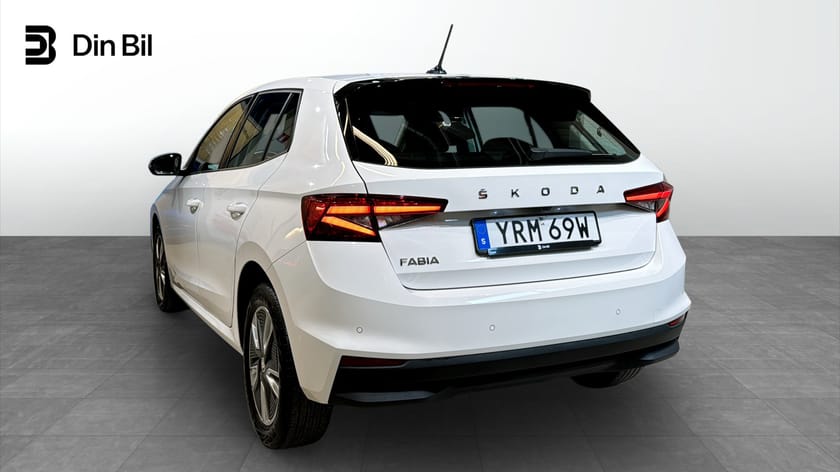 Bild 3 av Škoda Fabia Style TSI110 DSG Komfort B-Kamera Ratt-V