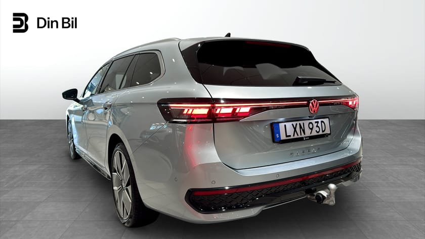 Bild 3 av Volkswagen Passat Variant eHybrid R-Line DSG Drag/P-värmare/Panorama