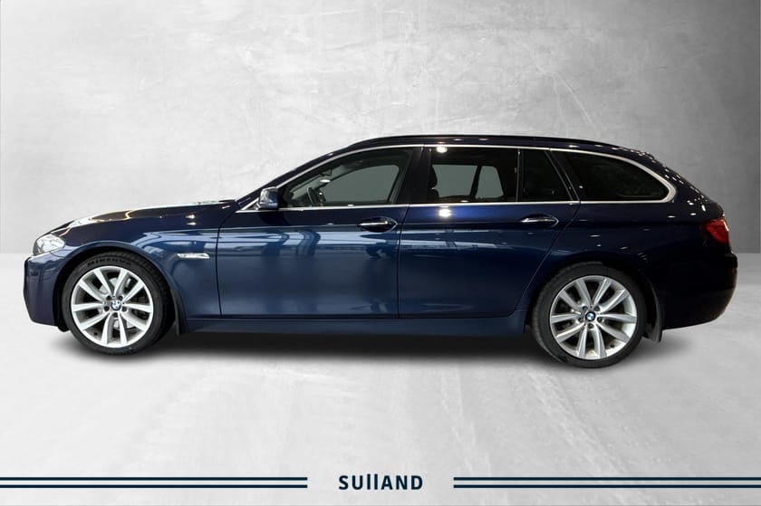 Bilde 2 av BMW 525d Touring T Hengerfeste/DAB/Head-up/Panorama soltak/Komforts.++
