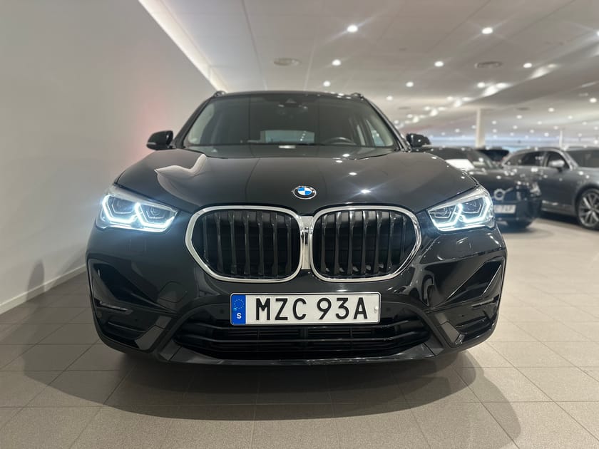 Bild 2 av BMW X1 xDrive20d Sport-Line, Navigation, Backkamera