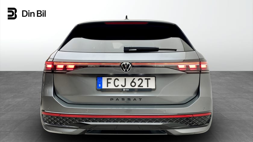 Bild 5 av Volkswagen Passat Sportscombi R-LINE TDI193 DSG 4M/Drag/P-värmare