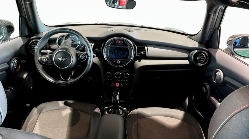 Bild 4 av MINI Cooper 5-dörrar 136 hk / Bluetooth / Automat