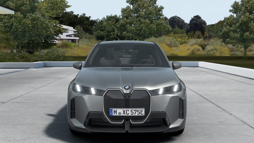 Bild 3 av BMW iX xDrive60 M Sport Pro Supercharged Drag B W DA Pro