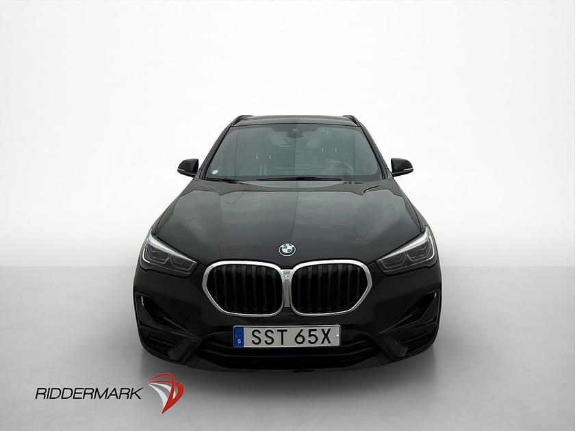 Bild 2 av BMW X1 xDrive20d Sport line HUD Kamera Navi P-Sensorer Drag