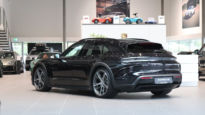 Bild 2 av Porsche Taycan 4 Cross Turismo