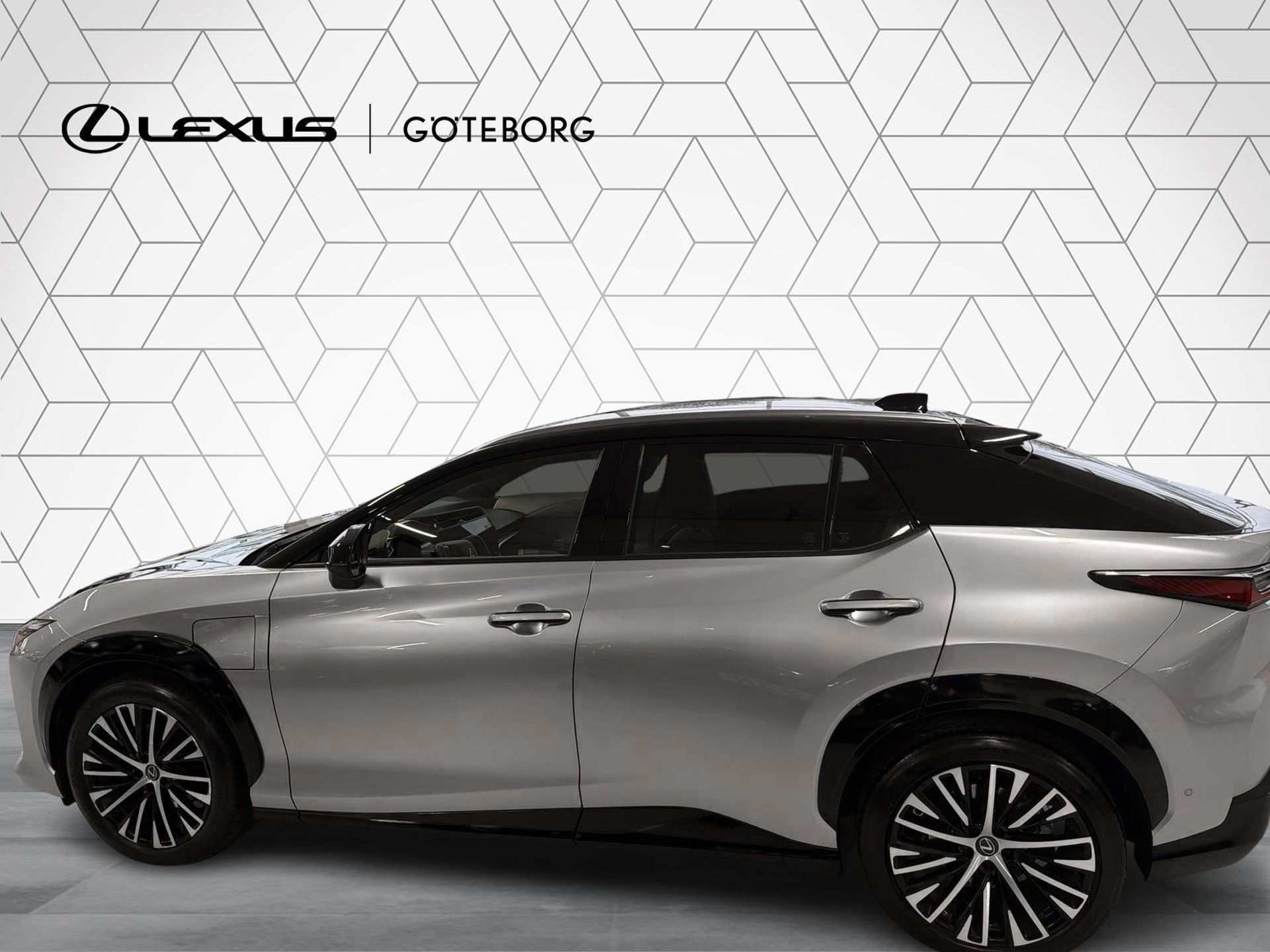 Lexus RZ 500e LUXURY STBW 2026, bild 4/10